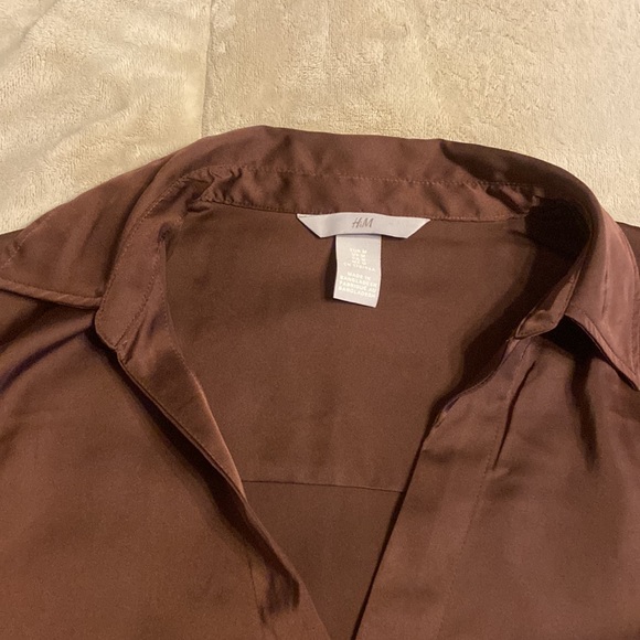 H&M Oversize Silk Button Up Blouse - Picture 2 of 4